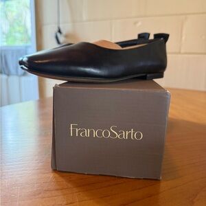 Franco Sarto L-Vana Black Leather Flats – Size 6 (NIB)